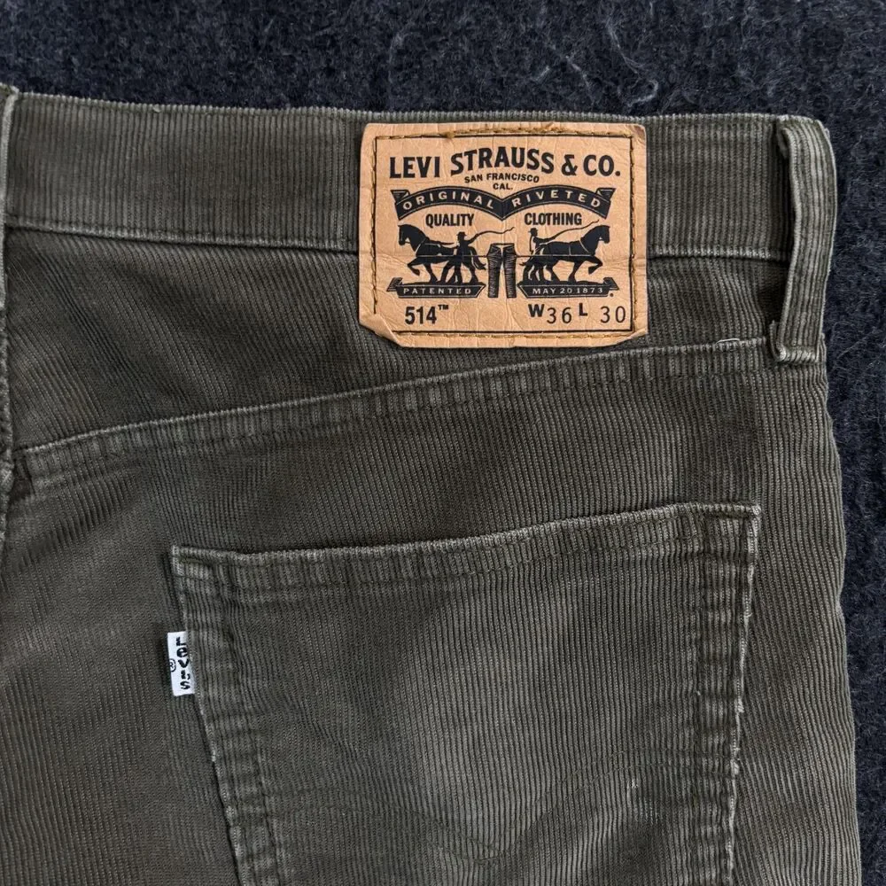 Levis 514 Corduroy Pants Men's 36x30 Olive Green 5-Pocket Straight Casual